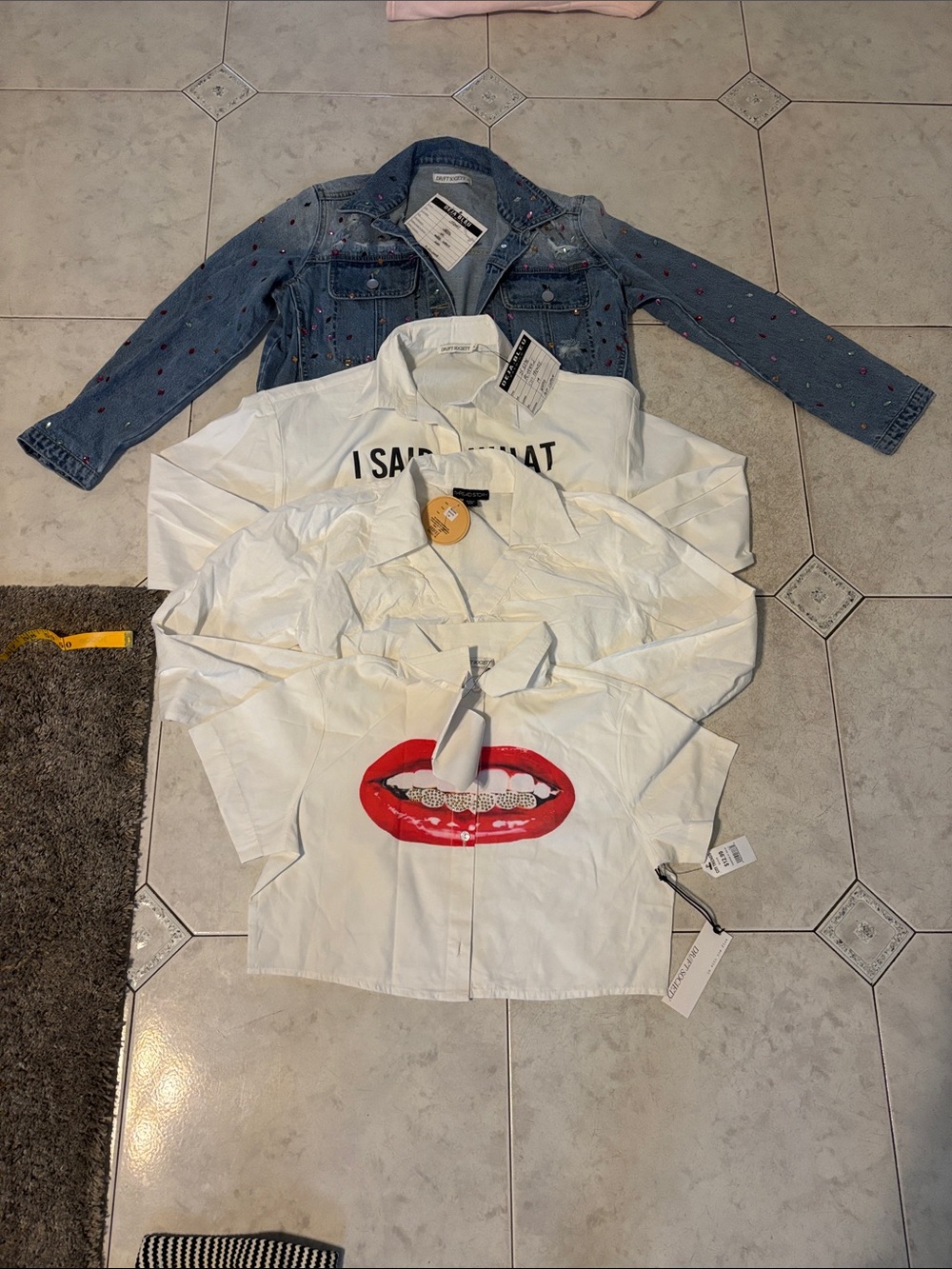 Drift Society Petite White Shirt Sets Plain White with Red Lip Graphic iSaidwhat